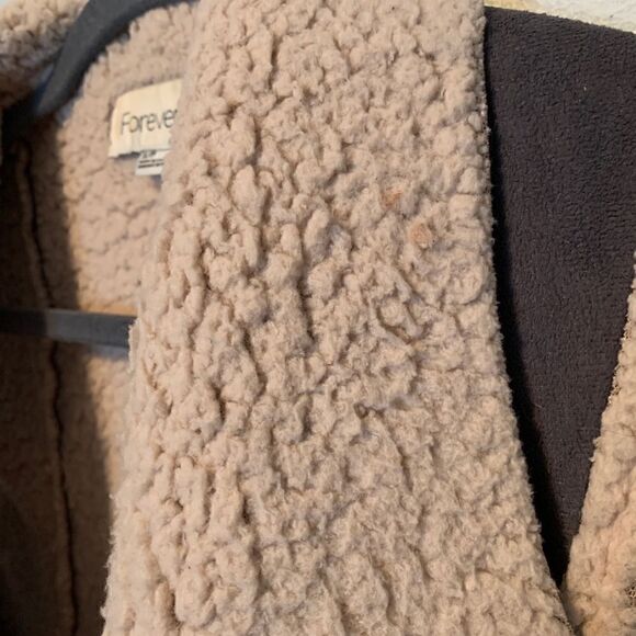 Suede Vest - Picture 5 of 8